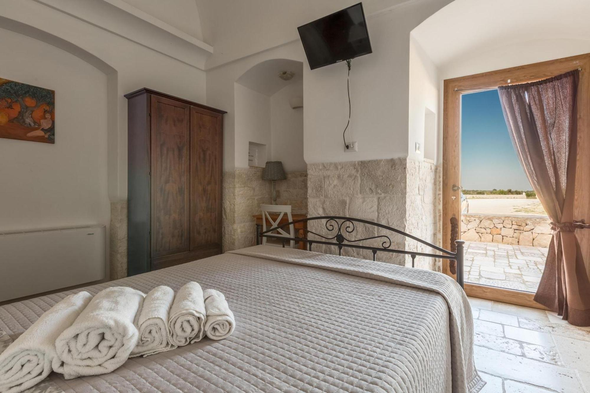 Вилла Agriturismo Donna Teresa Моттола Экстерьер фото